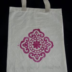Tote bag with pink block print